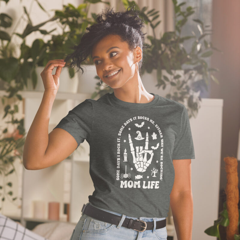 Mom life T-Shirt - Image 5